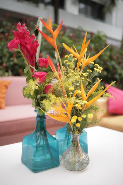 Floral detail and Lounge — wedding decor — W GOA